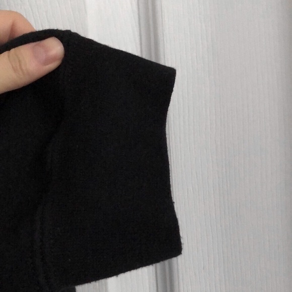 Black sweatshirt from Gildan - Picture 3 of 6